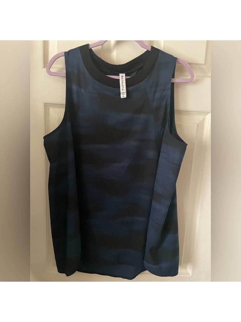WOMEN'S ATHLETA ZEPHYR PRINT TANK IN BLURRED CAMO 1X - Picture 2 of 5